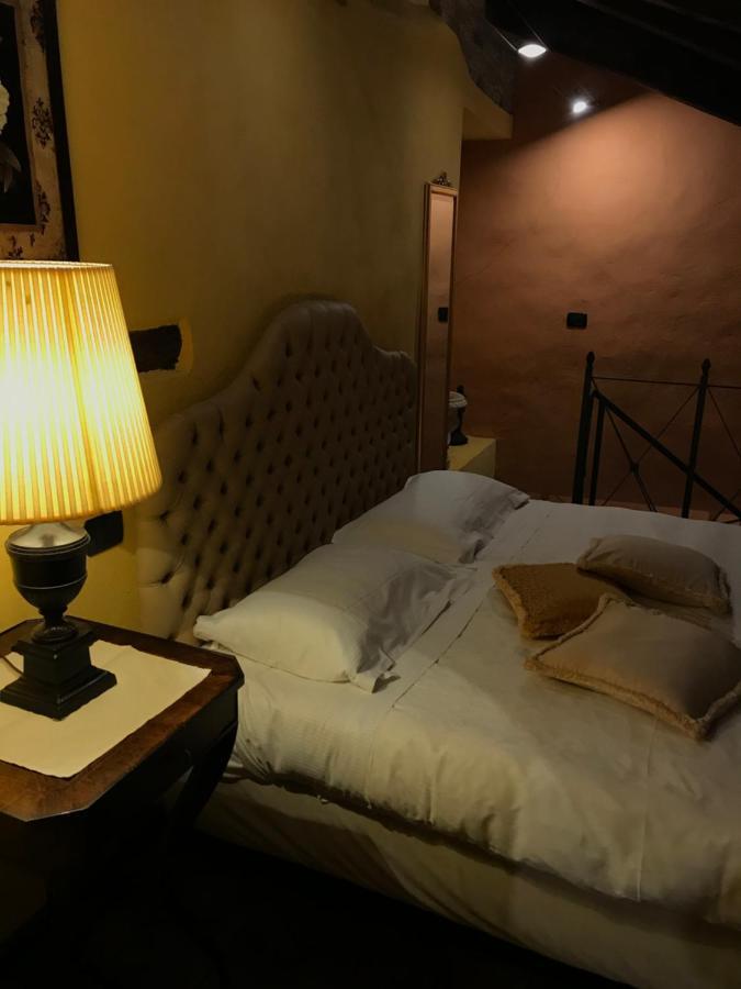 Dimora I Manichei * Monforte D'Alba